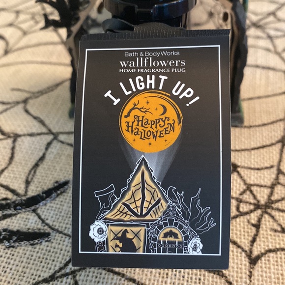 Bath and BodyWorks Witches Cottage Fragrance Plug-In - Picture 3 of 8